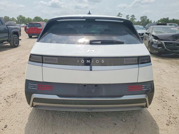 2025 HYUNDAI IONIQ 5 SE
