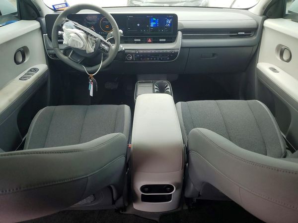 2025 HYUNDAI IONIQ 5 SE