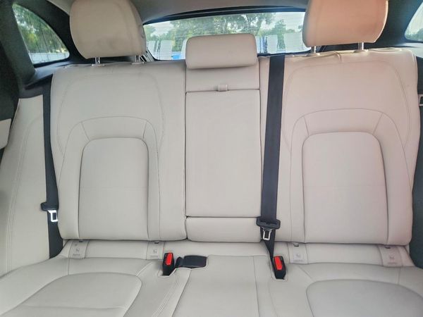 2021 JAGUAR F-PACE P250 Standard