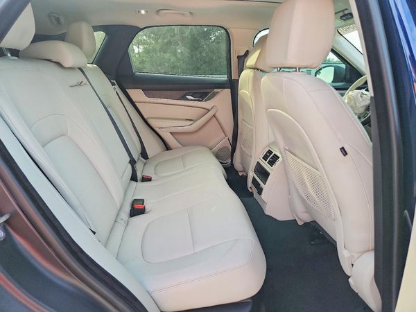 2021 JAGUAR F-PACE P250 Standard