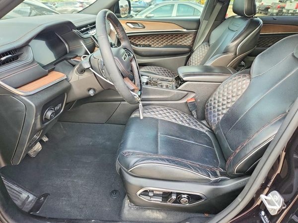 2023 JEEP GRAND CHEROKEE Summit, Summit Reserve