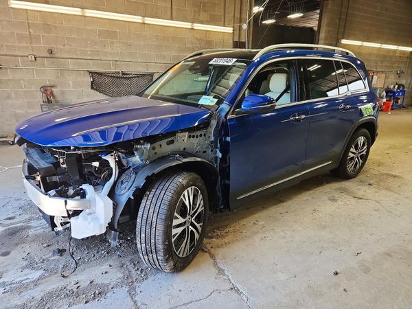 2025 MERCEDES-BENZ GLB GLB250 4MATIC