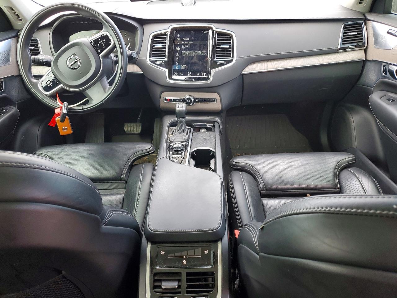 2021 VOLVO XC90 Inscription