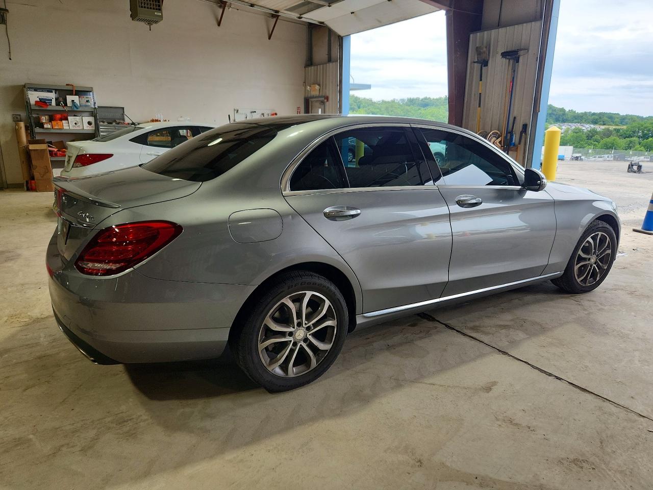 2016 MERCEDES-BENZ C C300-4M