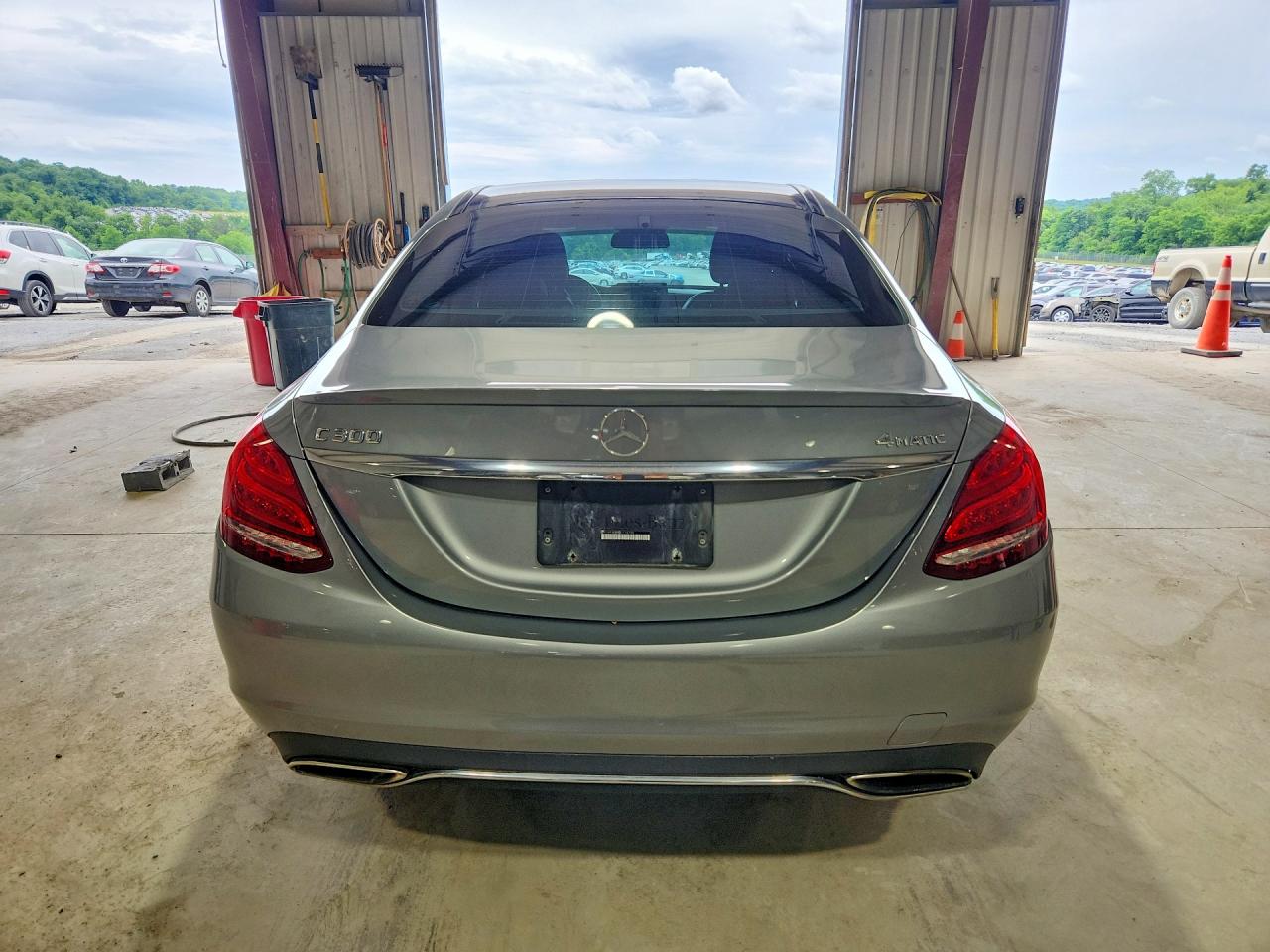 2016 MERCEDES-BENZ C C300-4M
