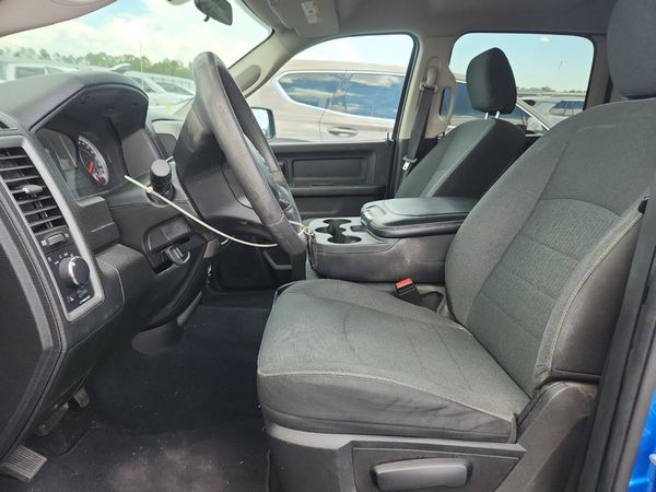 2022 RAM 1500 CLASSIC Tradesman