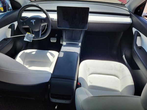 2022 TESLA MODEL Y