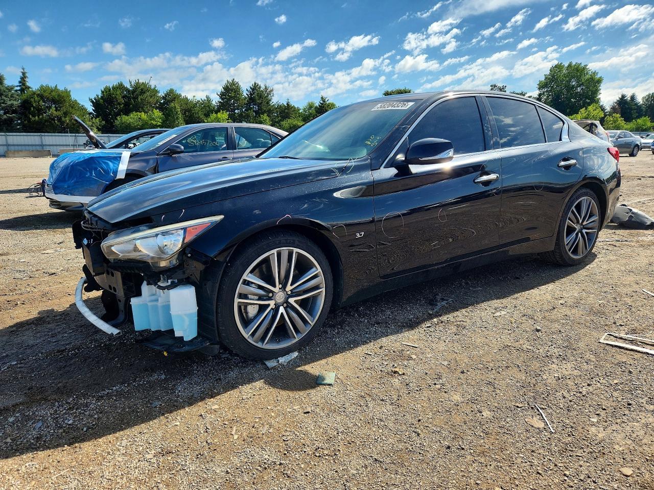 2015 INFINITI Q50