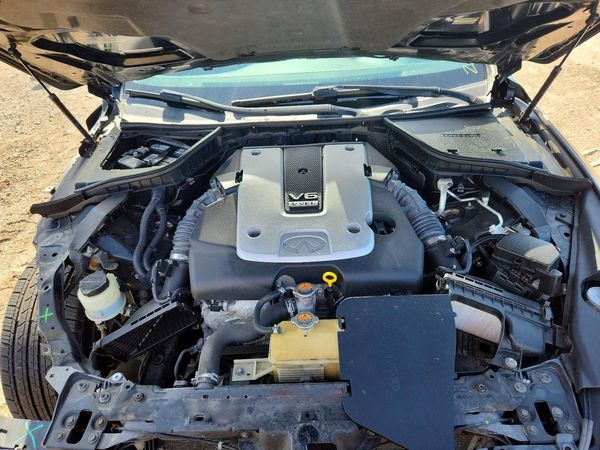2015 INFINITI Q50
