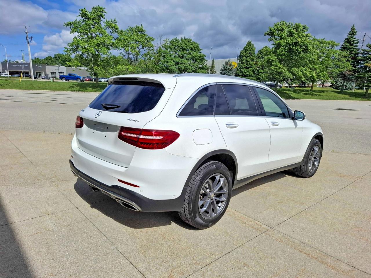 2019 MERCEDES-BENZ GLC GLC 300-4M