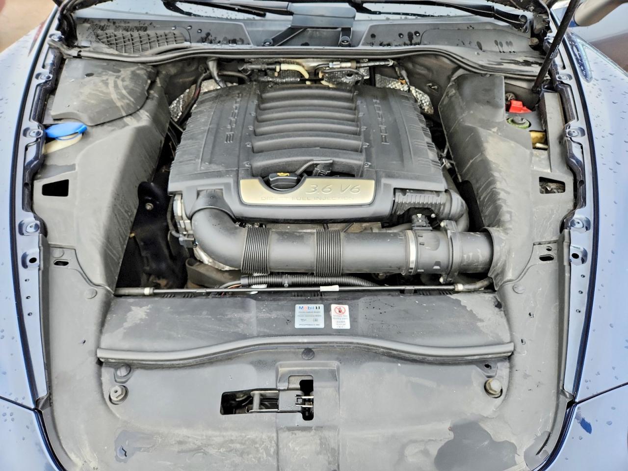 2013 PORSCHE CAYENNE
