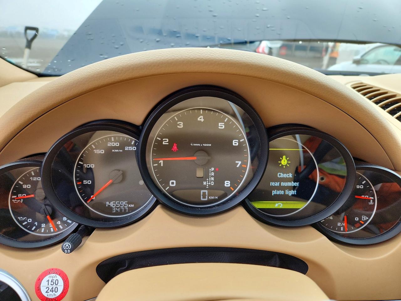 2013 PORSCHE CAYENNE