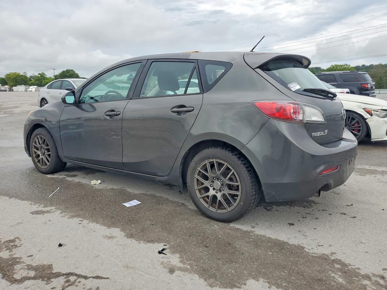 2013 MAZDA 3 Touring/GS