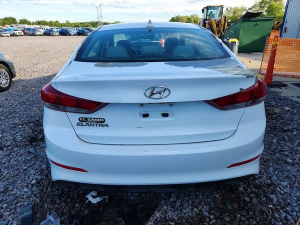 2017 HYUNDAI ELANTRA