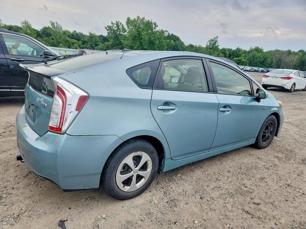 2014 TOYOTA PRIUS