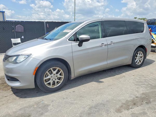 2017 CHRYSLER PACIFICA