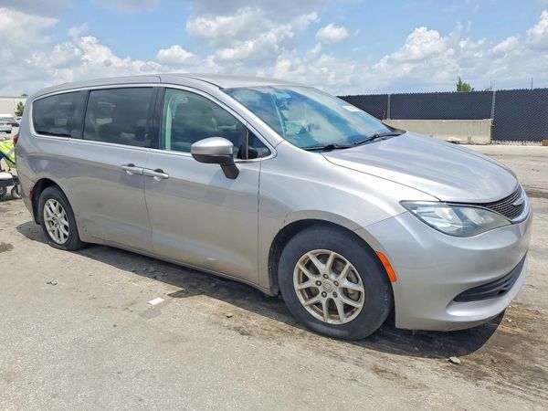 2017 CHRYSLER PACIFICA
