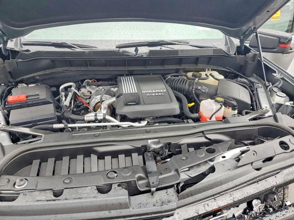 2024 CHEVROLET SILVERADO RST — Engine bay