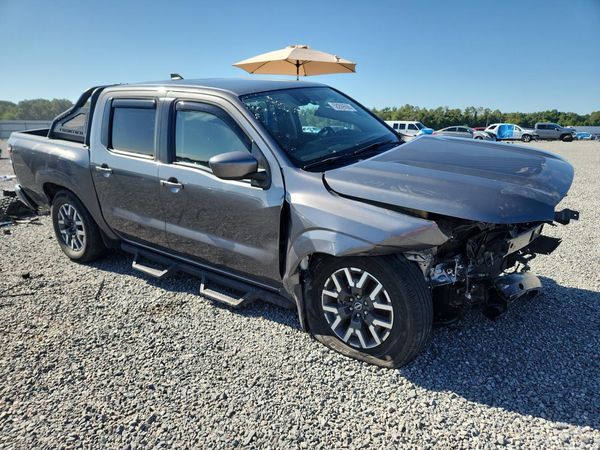 2022 NISSAN FRONTIER Crew Cab
