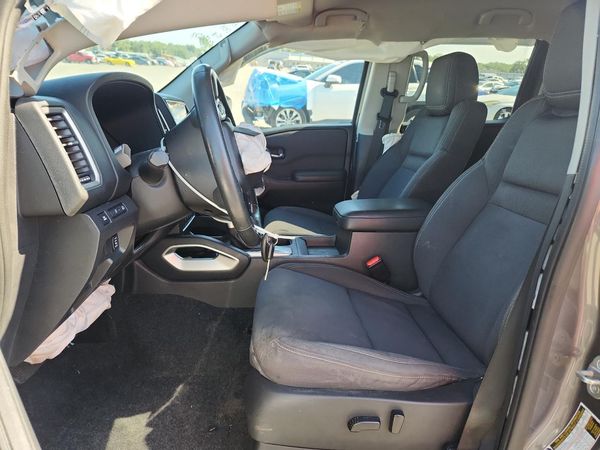 2022 NISSAN FRONTIER Crew Cab
