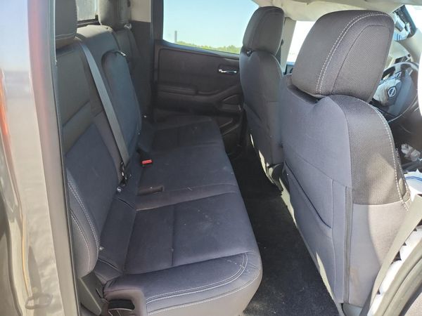 2022 NISSAN FRONTIER Crew Cab