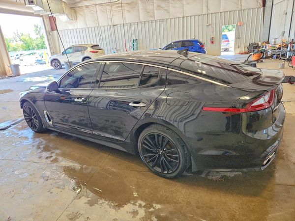2018 KIA STINGER