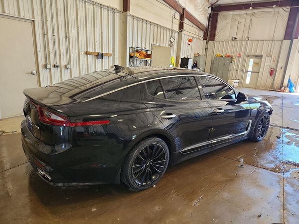 2018 KIA STINGER
