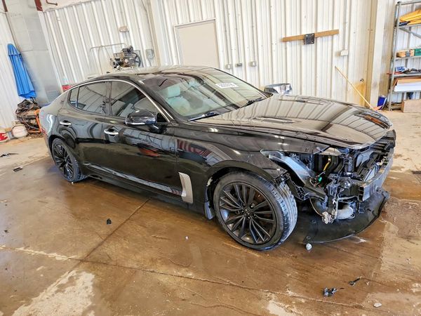 2018 KIA STINGER