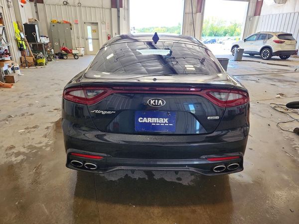 2018 KIA STINGER