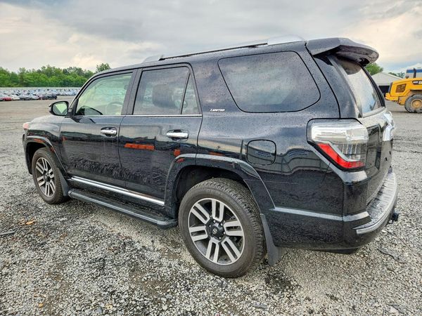 2024 TOYOTA 4RUNNER Limited