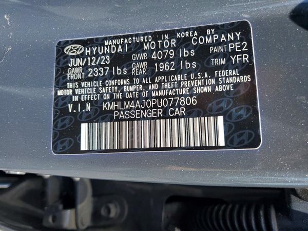 2023 HYUNDAI ELANTRA Blue