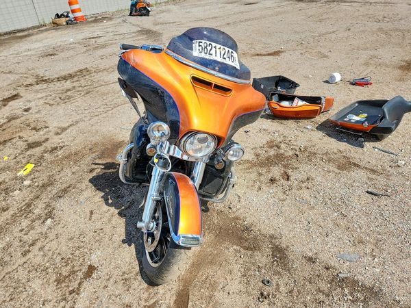 2014 HARLEY-DAVIDSON FLHTK