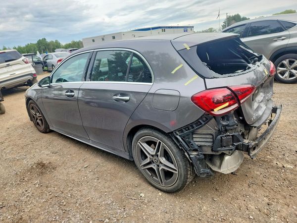 2022 MERCEDES-BENZ A