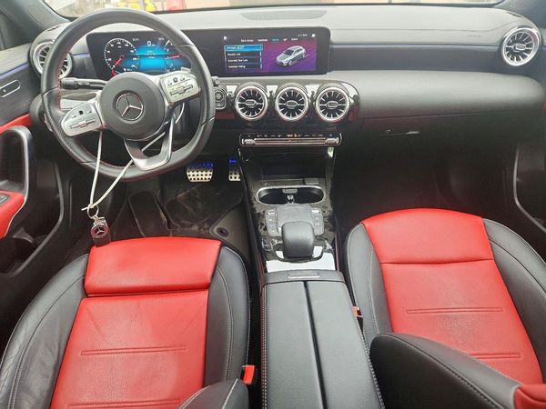 2022 MERCEDES-BENZ A