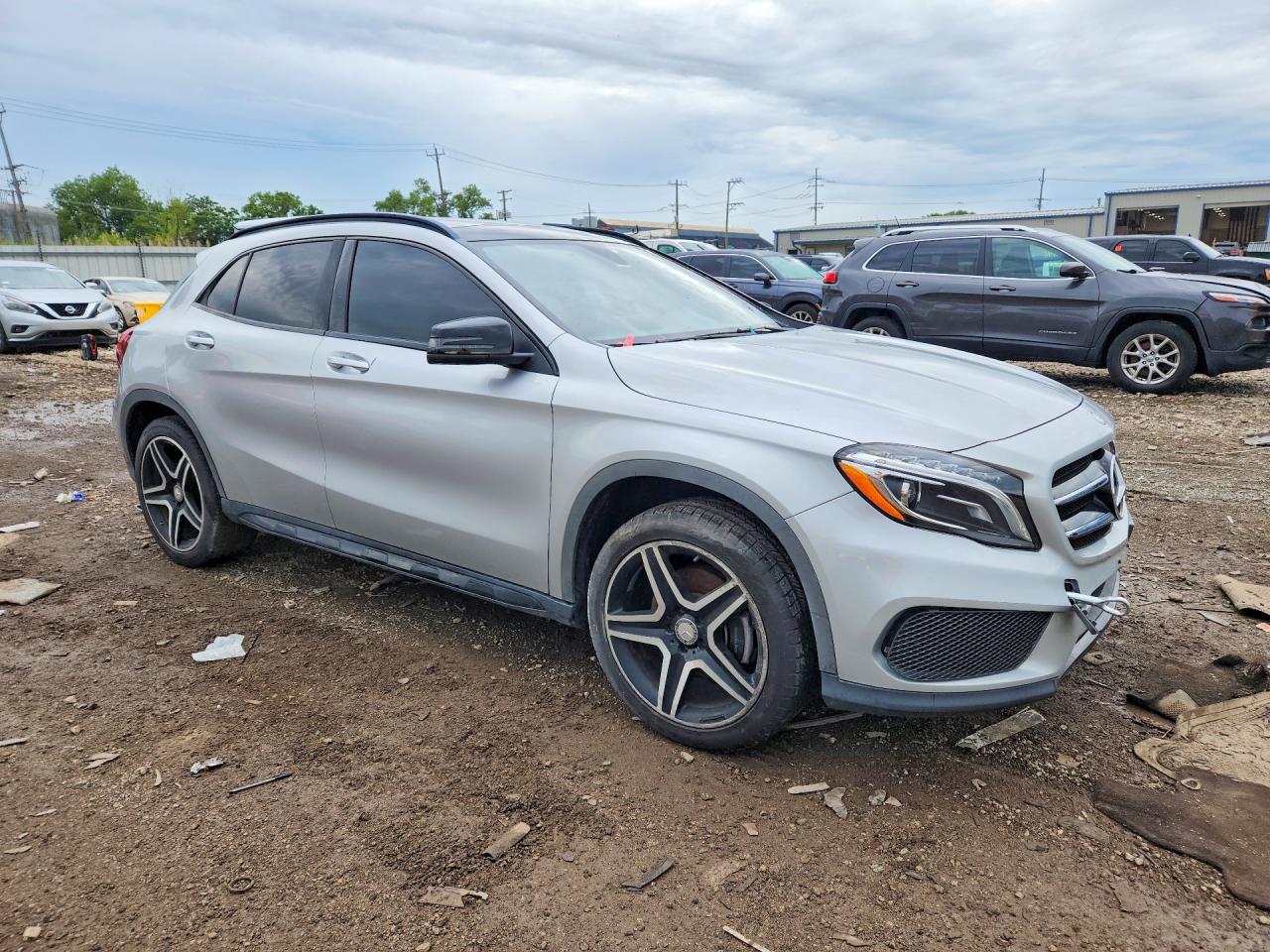2016 MERCEDES-BENZ GLA GLA250-4M