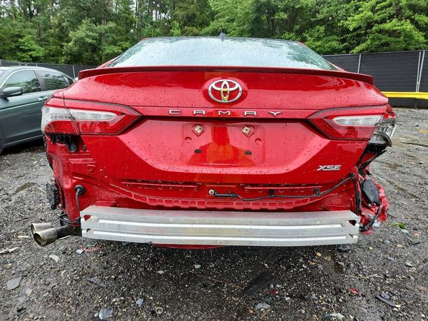 2019 TOYOTA CAMRY XSE — DIRR