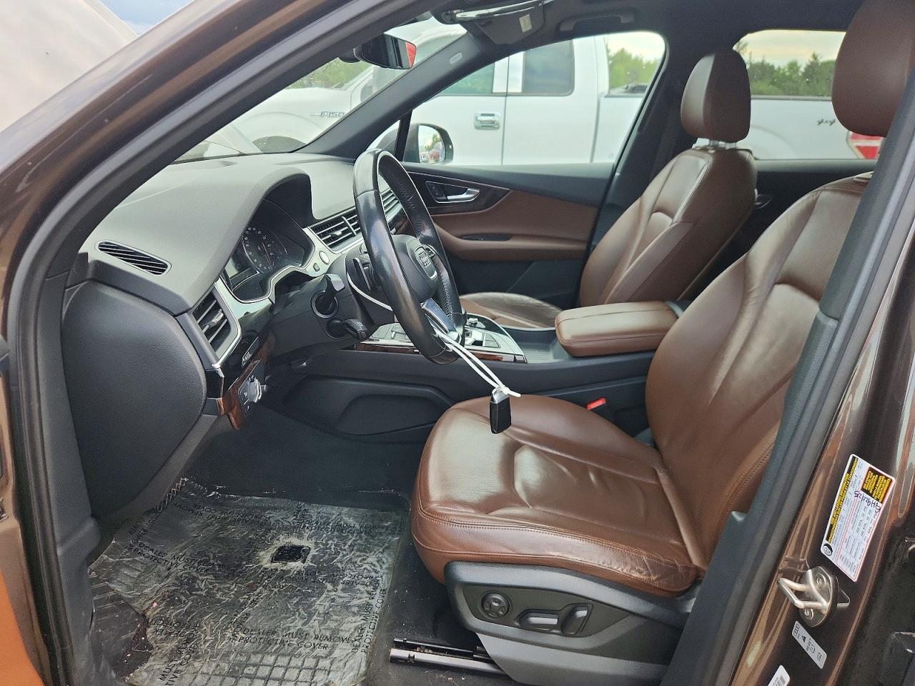 2017 AUDI Q7 quattro Premium