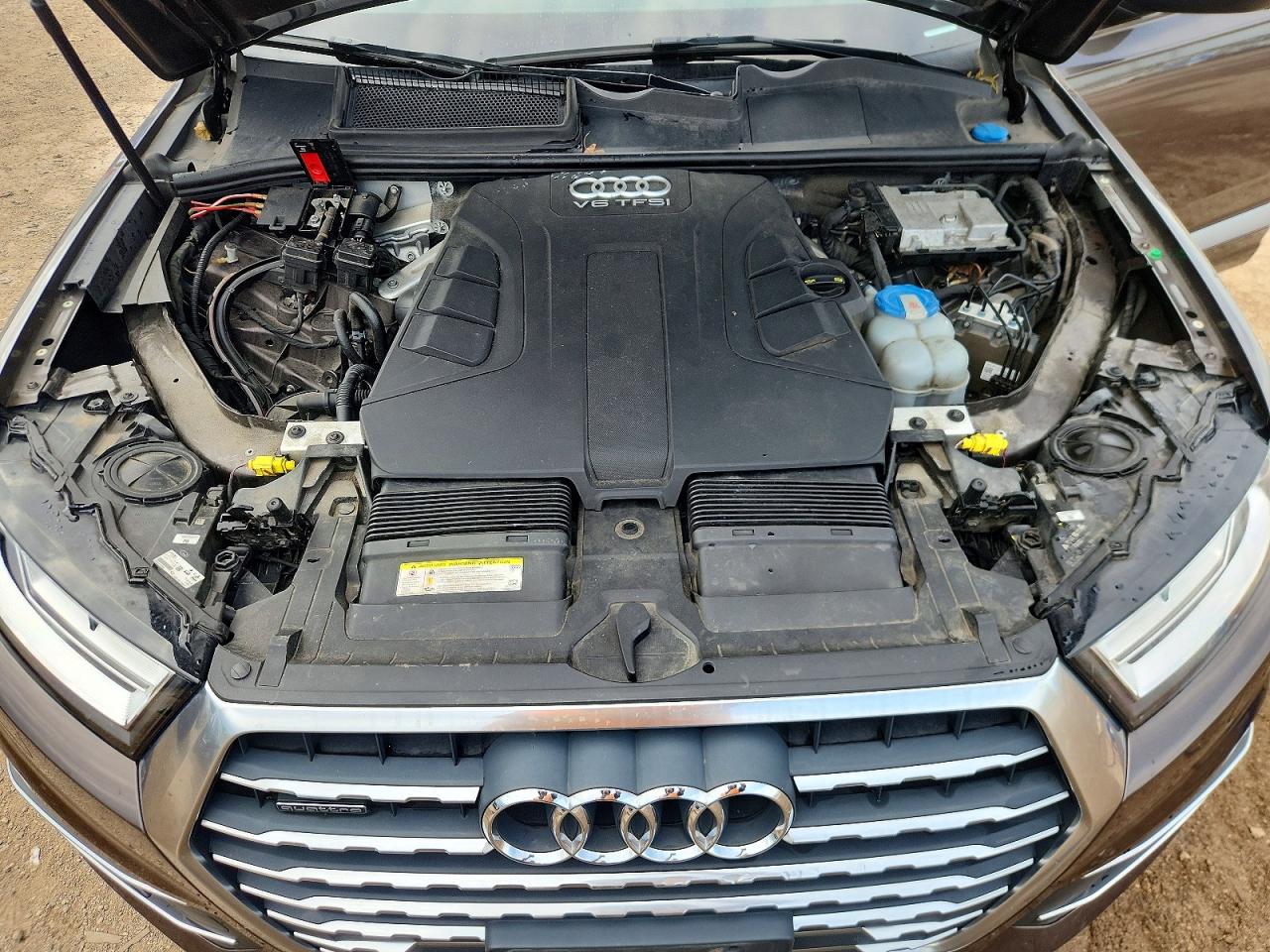 2017 AUDI Q7 quattro Premium
