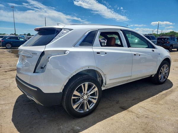 2024 CADILLAC XT5 Premium Luxury