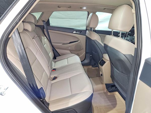 2020 HYUNDAI TUCSON