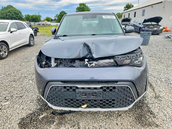 2024 KIA SOUL LX, S