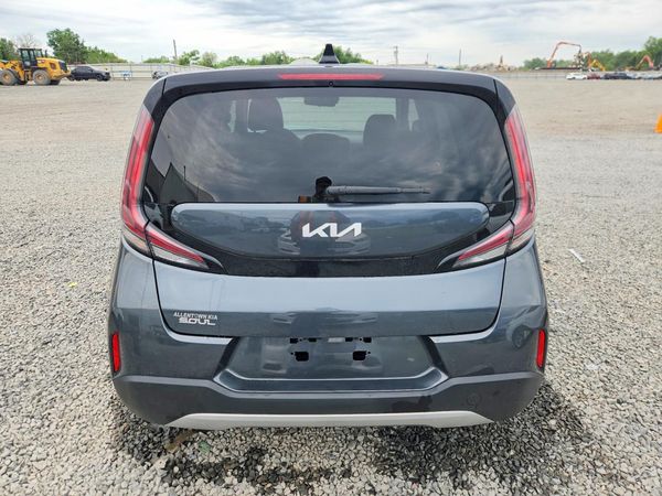 2024 KIA SOUL LX, S