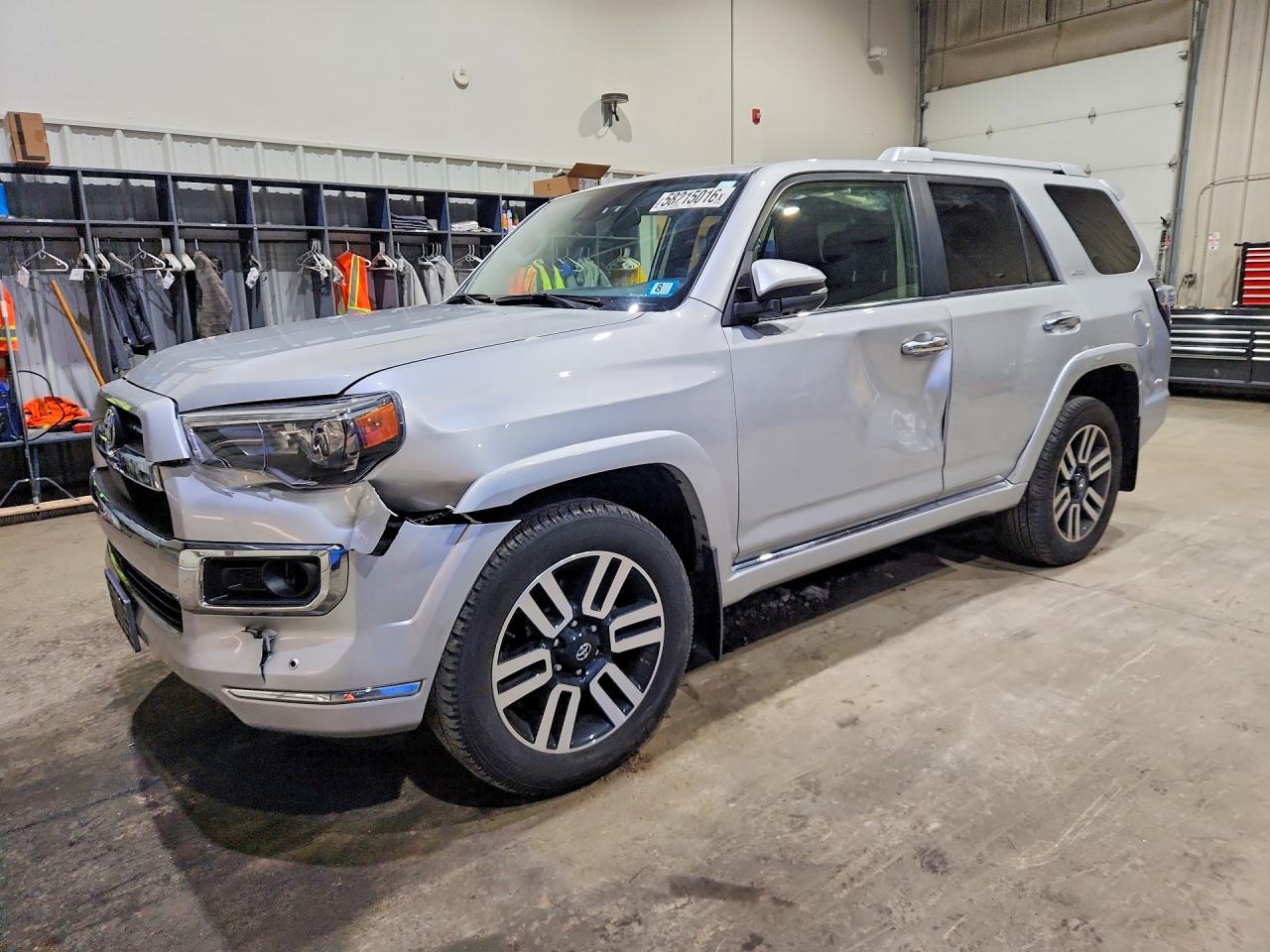 2024 TOYOTA 4RUNNER Limited