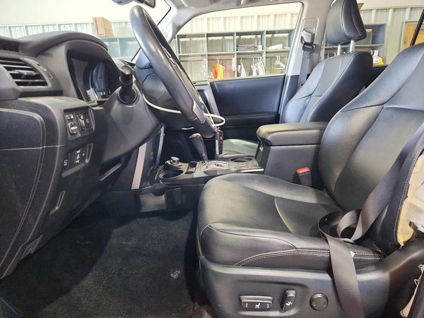2024 TOYOTA 4RUNNER Limited