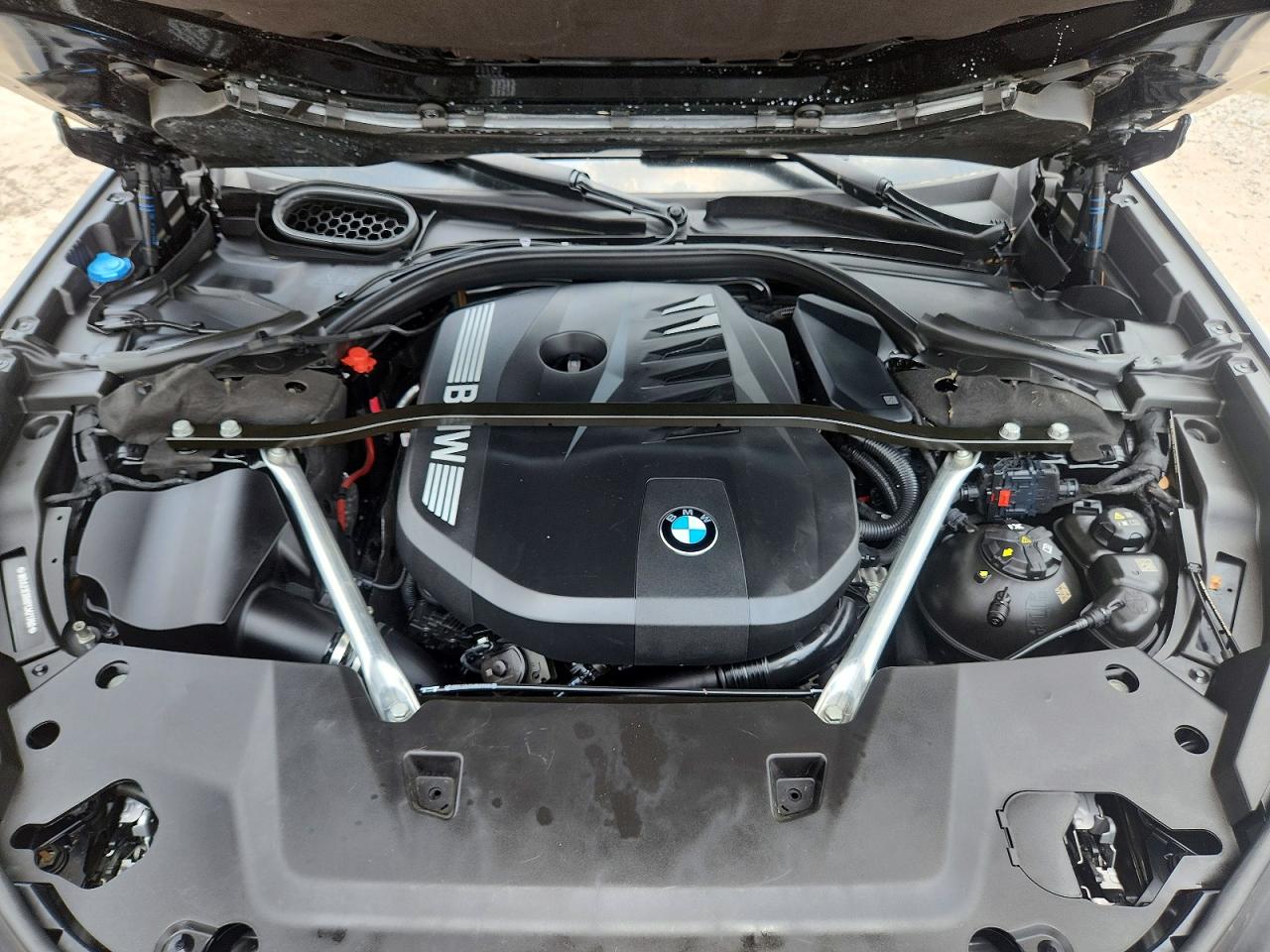 2023 BMW 740