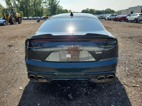 2022 KIA STINGER GT-Line