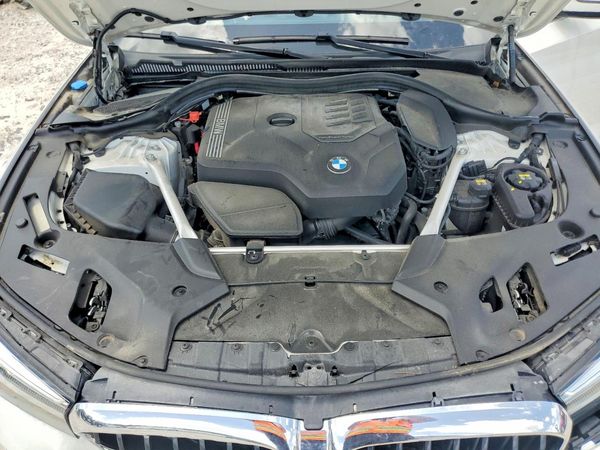 2022 BMW 530
