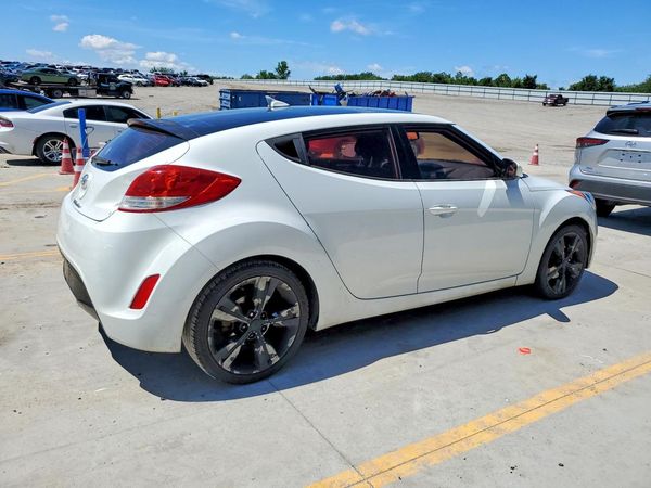 2016 HYUNDAI VELOSTER