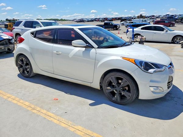 2016 HYUNDAI VELOSTER
