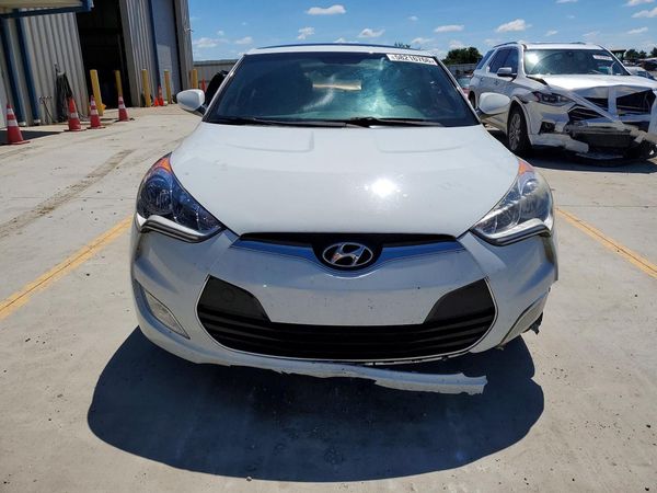 2016 HYUNDAI VELOSTER